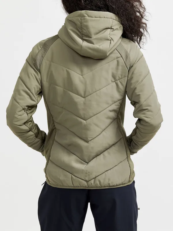 1911001-664000_ADV  Explore Hybrid Jacket W_Closeup2.jpg
